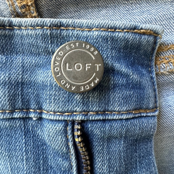 LOFT Modern Skinny Crop Women’s Distressed Blue Jeans. Decorative Hem. Size 6/28 - Picture 8 of 11